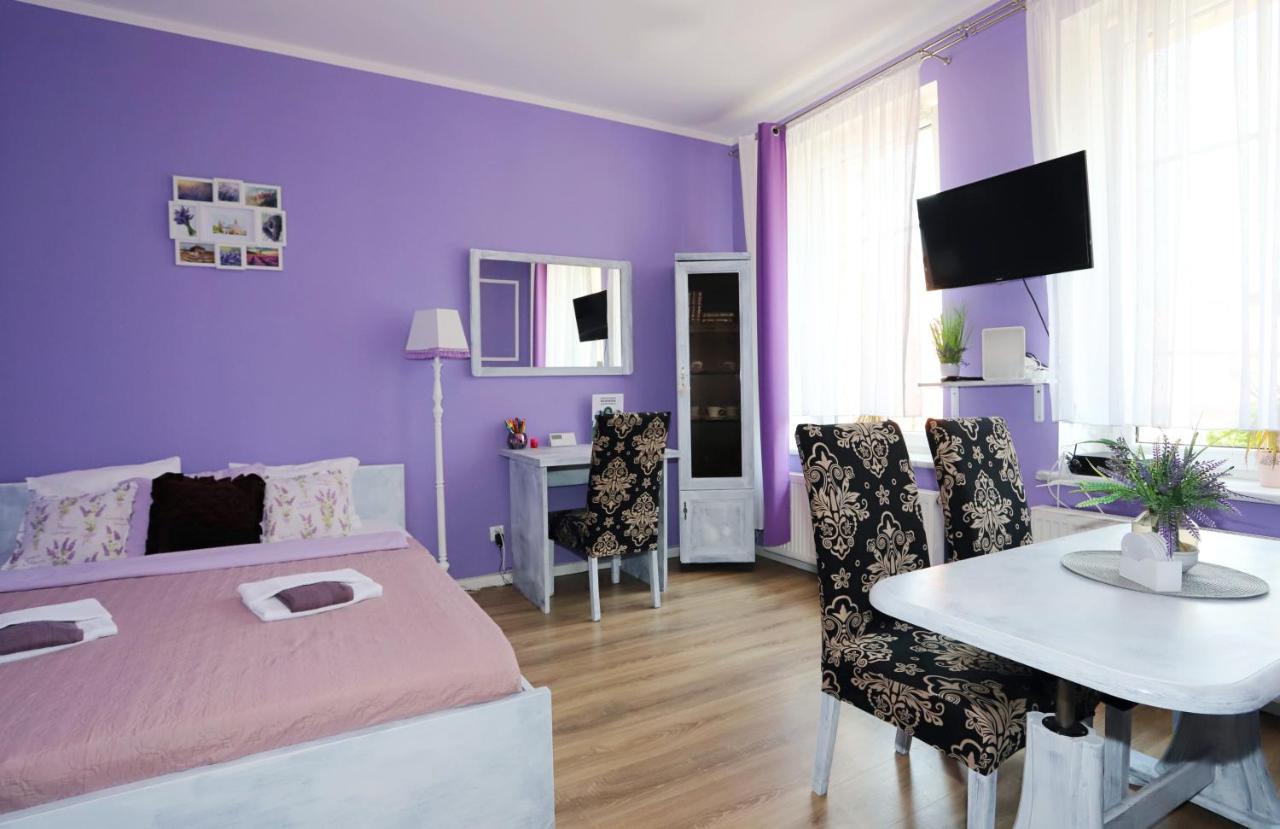 Apartament Lawendowy Walbrzych Luaran gambar