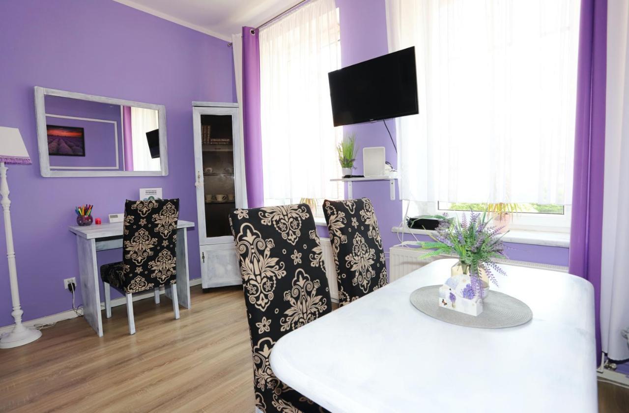Apartament Lawendowy Walbrzych Luaran gambar